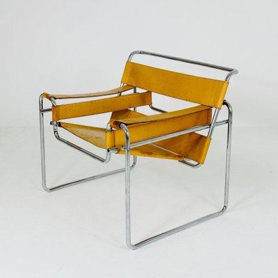 Cognac B3 Chair in Leather and Metal by Marcel Breuer, 1990s for