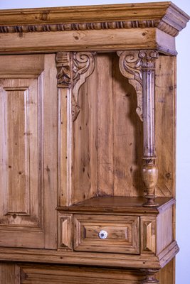Antique Pine Kitchen Dresser/Buffet, 1910 for sale at Pamono