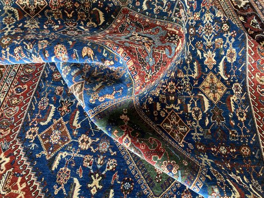ラグ・カーペット khamse qashqai rug Antique Qashqai Rug in Red and Black with Medallions