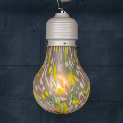 Italienische Deckenlampe in Form einer mundgeblasenen Glühbirne von Due P, 1980er bei Pamono kaufen