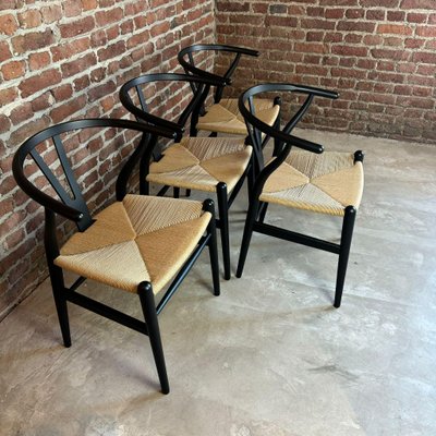 CH24 Wishbone Chairs by Hans J. Wegner for Carl Hansen 1960 Set of 4 for sale at Pamono