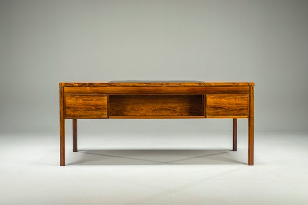 Rosewood Desk with Leather Insert and Drawers from Soren Willadsen Mobelfabrik 1960s for sale at Pamono