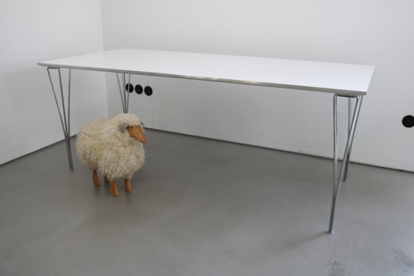 Vintage Table by Arne Jacobsen for Fritz Hansen, 1994 for sale at