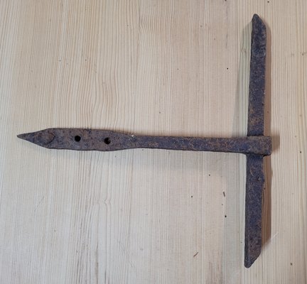 Antique Wrought Iron Wall Anchor for sale at Pamono