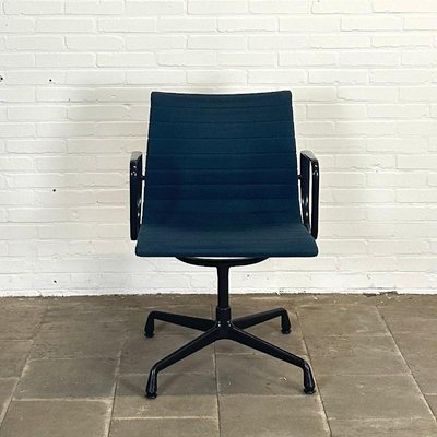 Vitra Ea 104 Design Chair Rotatable Dark Blue and Iconic Special Edition Set of 6 for sale at Pamono