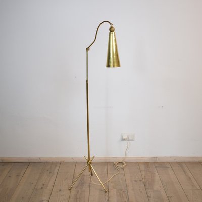 Brass Floor Lamp With Tripod Base 1950s For At Pamono Brass Floor Lamp With Tripod Base 1950s 2