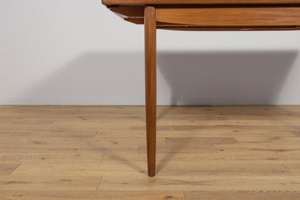 Mid-Century Teak Extendable Dining Table from G-Plan, United