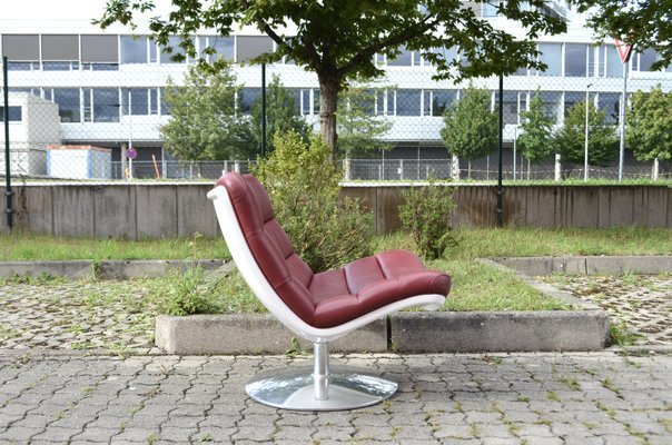 Modell F 975 Swivel Leather Lounge Chair by Geoffrey Harcourt for