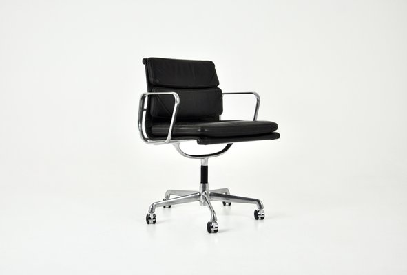 Icf eames office chair discount