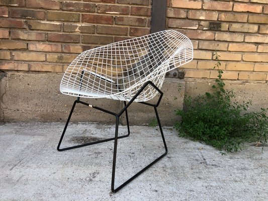 Vintage Diamond Chair by Harry Bertoia for Knoll Inc Vintage Diamond Chair by Harry Bertoia for Knoll Inc
