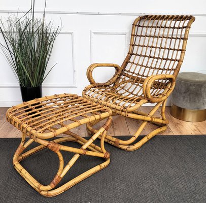Italienischer bhmischer franzsischer Riviera Sessel aus Bambus Rattan &  Ottomane von Tito Agnoli, 1960er, 2er Set bei Pamono kaufen