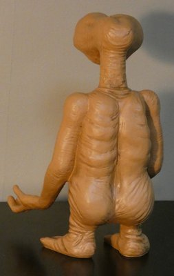 E.T. Three-Dimensional Statue in Resin and Enamel, 1990s for sale