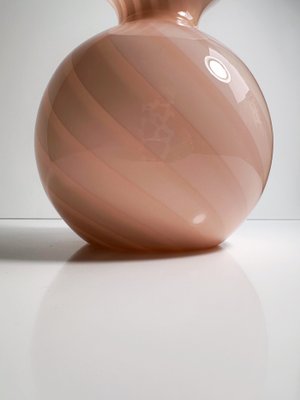 Mid-Century Murano Swirl Vase in Rosa, 1970er bei Pamono kaufen