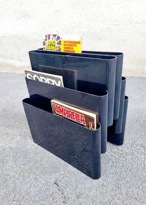 Modern Italian Black Magazine Rack by Giotto Stoppino for Kartell