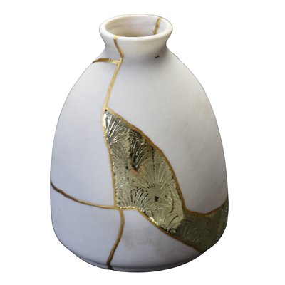 White Kintsugi Vase with Palmettes and Gold by Myriam Greff for sale at Pamono