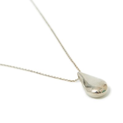 Collier Larme Gm Silberne Sterling Teardrop Halskette von Elsa Peretti fur Tiffany Co 2000er