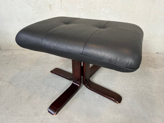 Vintage Turkish Leather Ottoman, 1960s for sale at Pamono