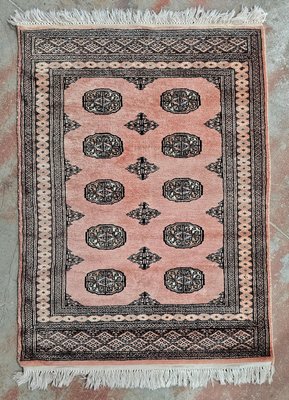 ラグ・カーペット 50s Traditional Hand-Knotted rug Vintage Hand-Knotted Bokhara Rug, 1950s for sale at Pamono