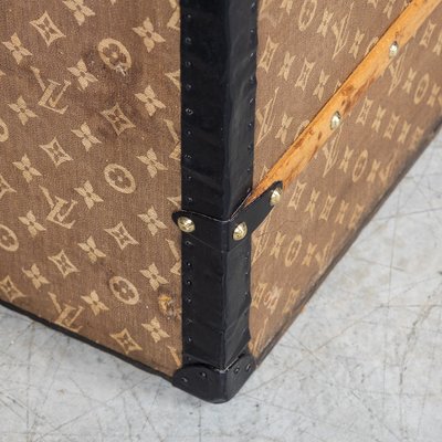 Antique Trunk in Damier Canvas from Louis Vuitton, 1900 for