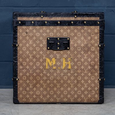 Antique Trunk in Woven Canvas from Louis Vuitton, 1900 for sale at