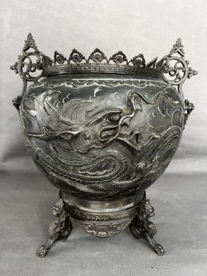 Bronze Flower Pot, Japan, 1890s for sale at Pamono