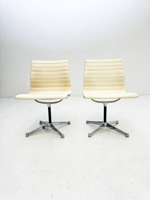 Ea 105 Chair by Herman Miller for Vitra for sale at Pamono