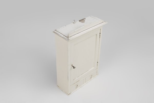 Art Deco Medicine Cabinet in White Lacquered Wood France 1930s for sale at Pamono