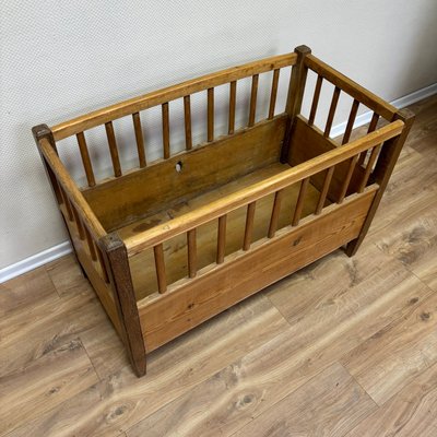 Jouet ancien ancien meuble lit bébé bois 1900 marque Ramoneur vintage bécassine