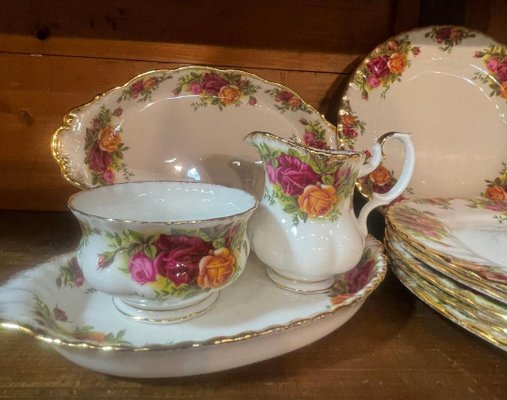 Porcelain Set by Royal Albert, 1960s, Set of 36 for sale at Pamono