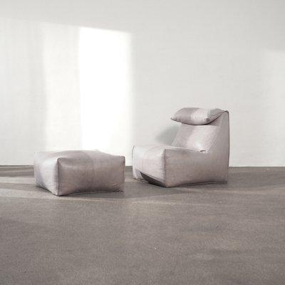 Bambole Lounge Chair by Mario Bellini for B&B Italia for sale at - Main Image