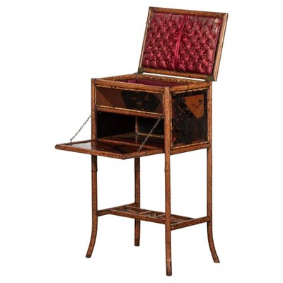 Franzsischer Arbeitstisch aus Bambus & Lack, 19. Jh., 1870er bei Pamono  kaufen