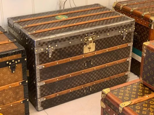 Baule Damier a scacchi di Louis Vuitton, fine XIX secolo in