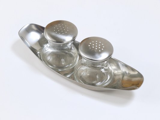 Mid-Century Salz Pfefferstreuer mit Tablett von Wilhelm