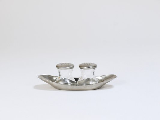 Mid-Century Salz Pfefferstreuer mit Tablett von Wilhelm Wagenfeld