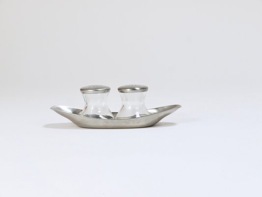 Mid-Century Salz Pfefferstreuer mit Tablett von Wilhelm Wagenfeld