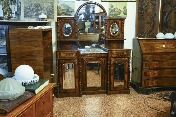 Servant Sideboard in Walnut Inlaid with France Mirror, 1850s for