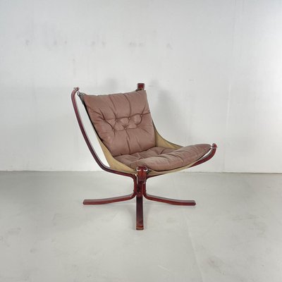 Vintage Light Brown Leather Low Backed Falcon Chair by Sigurd Resell