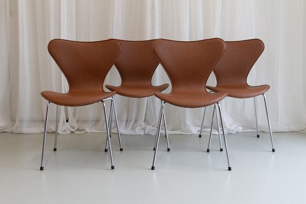Series 7 Chairs by Arne Jacobsen for Fritz Hansen, 2000s, Set of 4