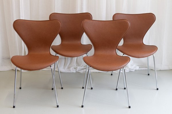 Series 7 Chairs by Arne Jacobsen for Fritz Hansen, 2000s, Set of 4