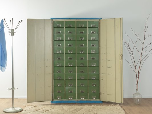 スチールラック・メタルラック Vintage l cabinet used in UK Retro Vintage Industrial Style Metal Shelves. Shelf Storage