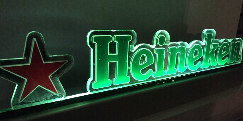 Illuminated Advertising Sign frm Heineken, 1980s for sale at Illuminated Advertising Sign frm Heineken, 1980s for sale at