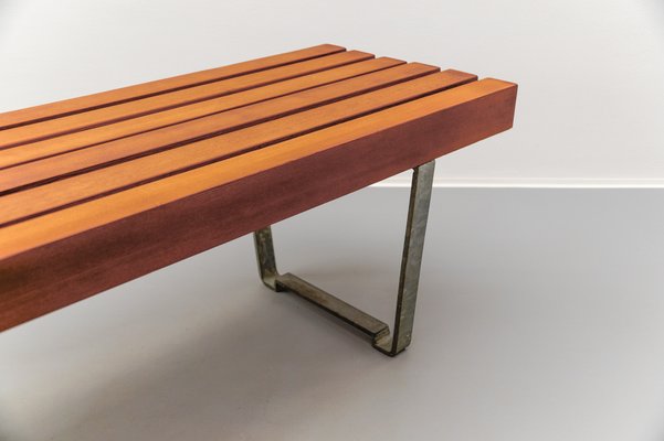Banc à Lattes / Table D'appoint Floral – Années 50 – Bois Brun – Pieds Boucle – 86x33x27 Cm
