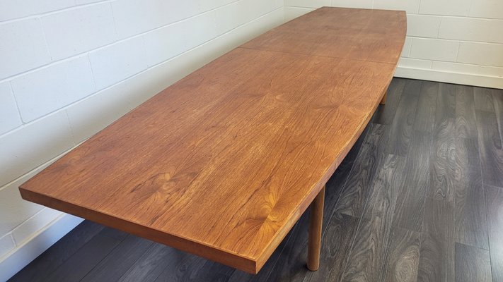 Vintage Danish Style Grand Dining Table, 1960s for sale at Pamono