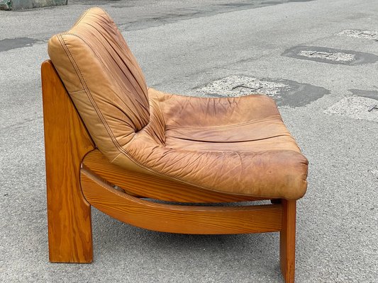 old maison chair ② Vintage Leather Lounge Chair in Pine from Maison Regain, 1970s for