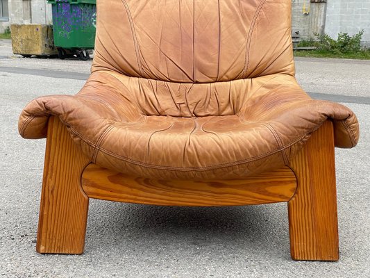 old maison chair ② Vintage Leather Lounge Chair in Pine from Maison Regain, 1970s for