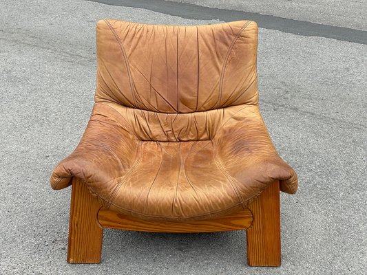 old maison chair ② Vintage Leather Lounge Chair in Pine from Maison Regain, 1970s for