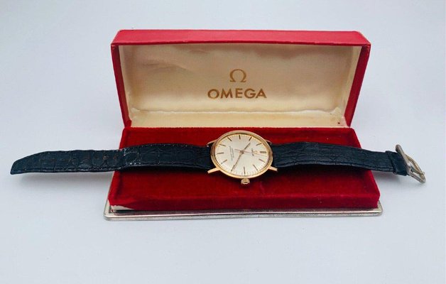 Orologio in oro 750 millesimi con marchio Owl Chronometer di Omega