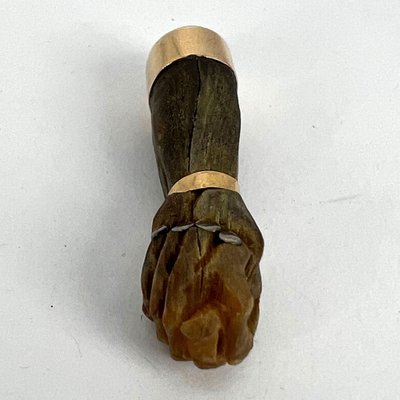 14K Gold Figa Hand Malocchio Abwärts Böse Rock On Medium Charm