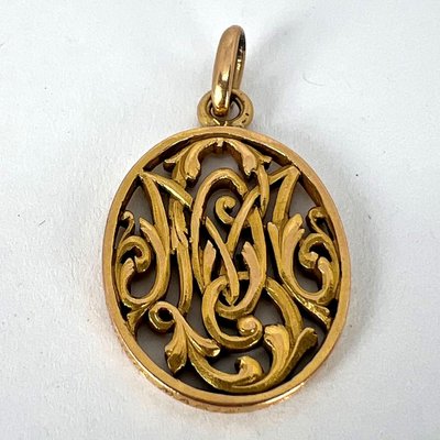 French 18 Karat Yellow Gold OM/MO Initials Monogram Charm Pendant