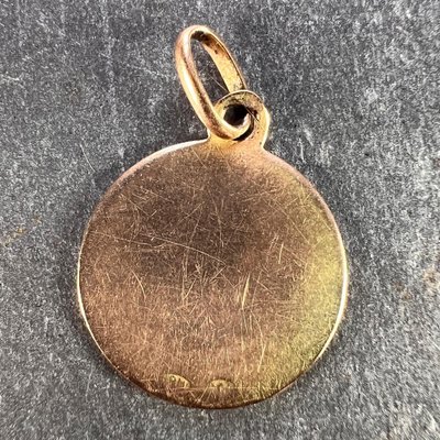 Ciondolo Love a carati in oro rosa e smaltato con foglie di edera, anni  '30